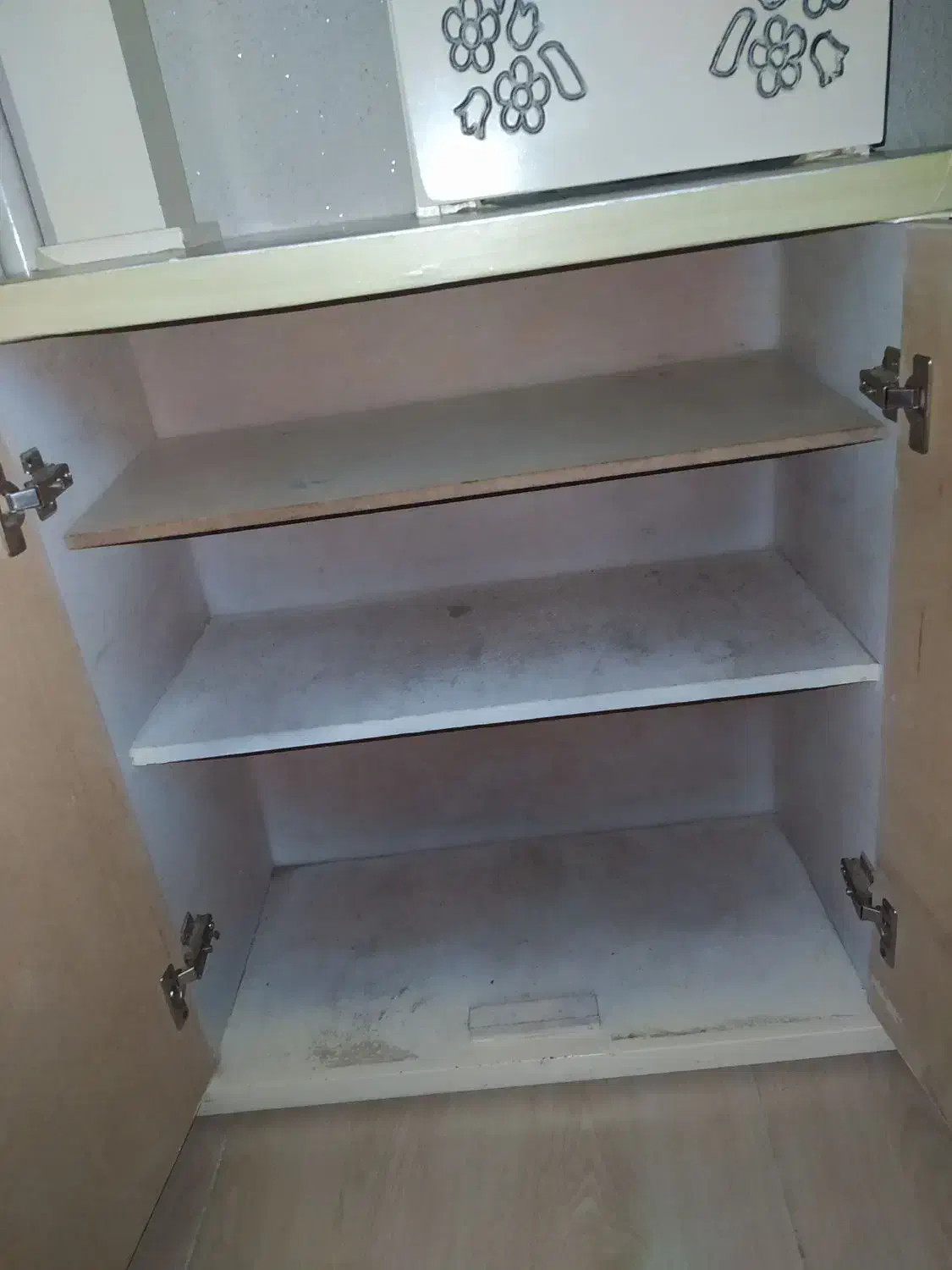 جاکفشی آیینه دار و جالباسی|جاکفشی، کمد، دراور|لاهیجان, کوی آزادگان|دیوار