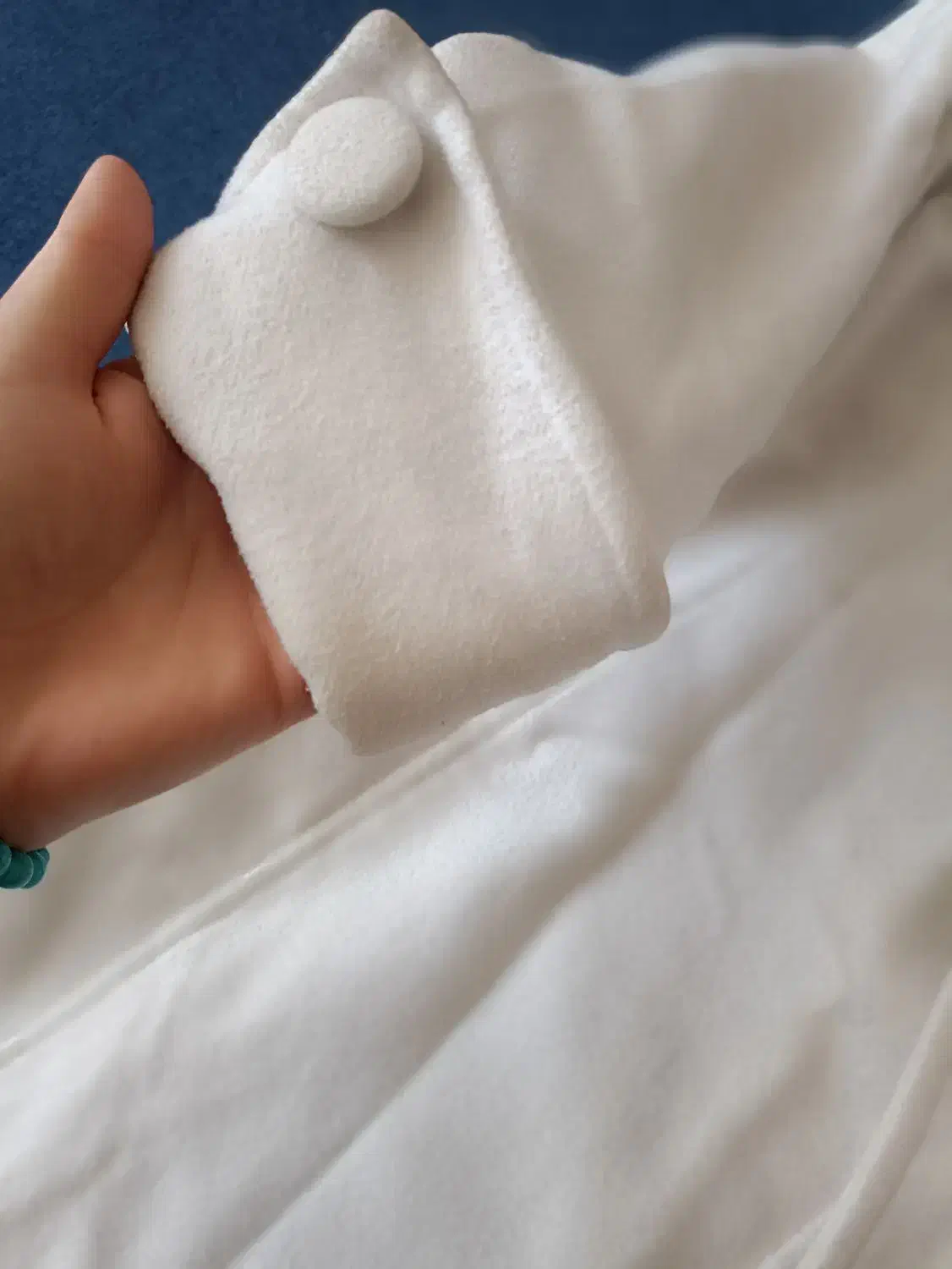 پالتو|لباس|قنوات, |دیوار