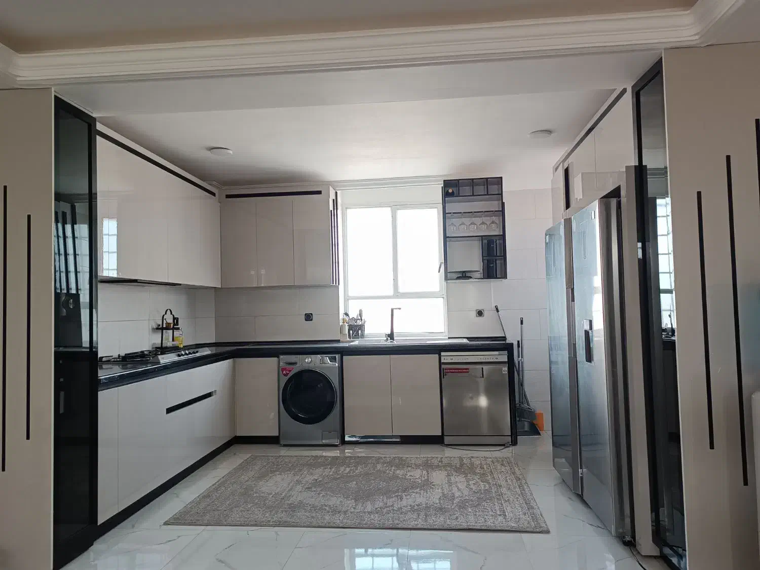 آپارتمان شخصی ساز طبقه اول|فروش آپارتمان|جیرفت, |دیوار