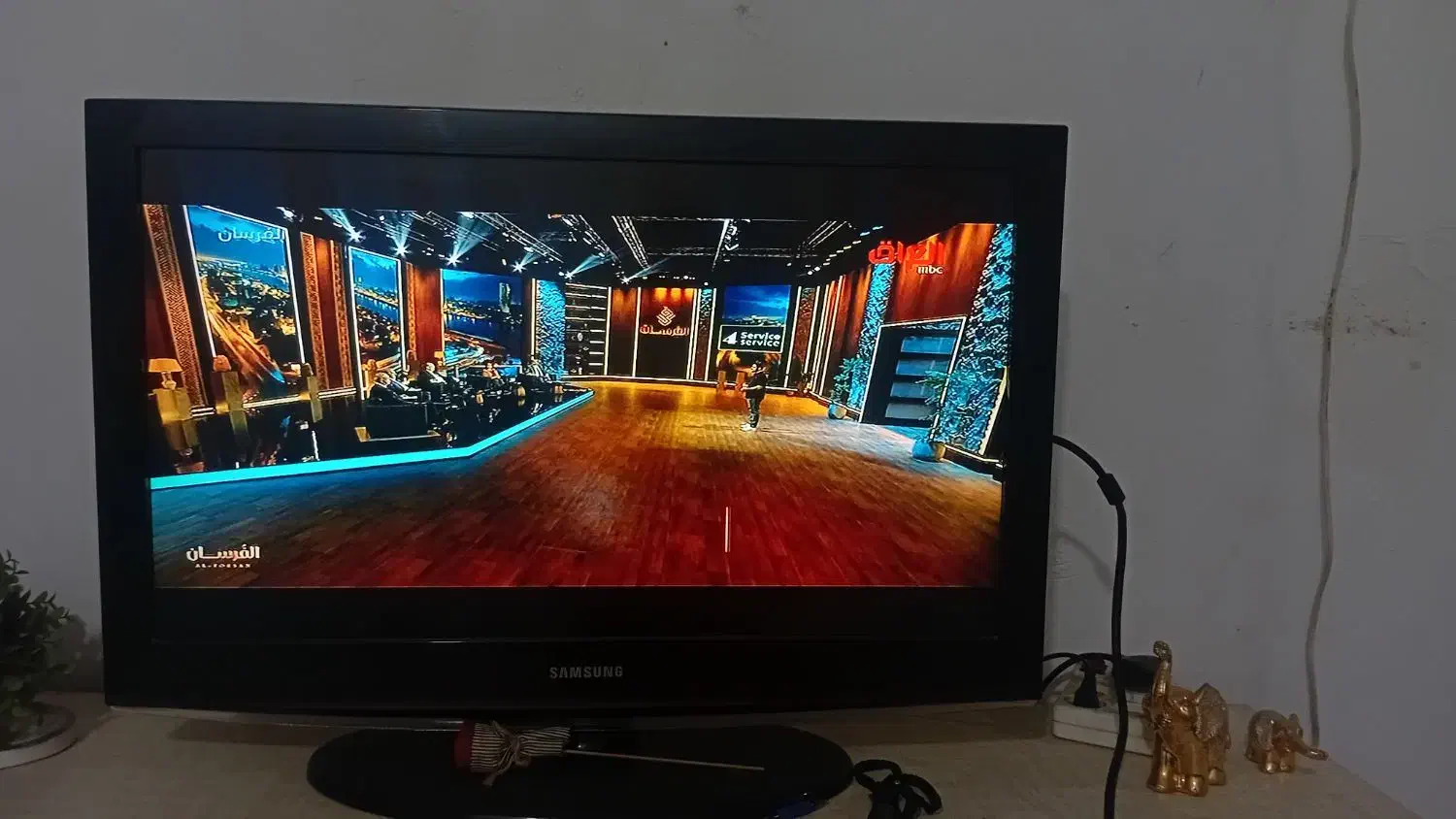 تلویزیون ال سی دی 32 سامسونگ|تلویزیون و پروژکتور|اهواز, پردیس دو|دیوار