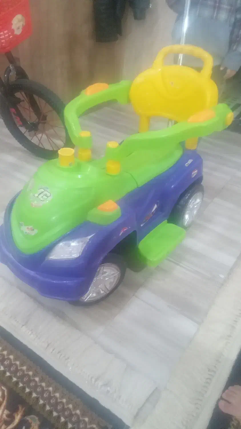 ماشین شارژی|اسباب‌بازی بچه|میان ولایت, |دیوار