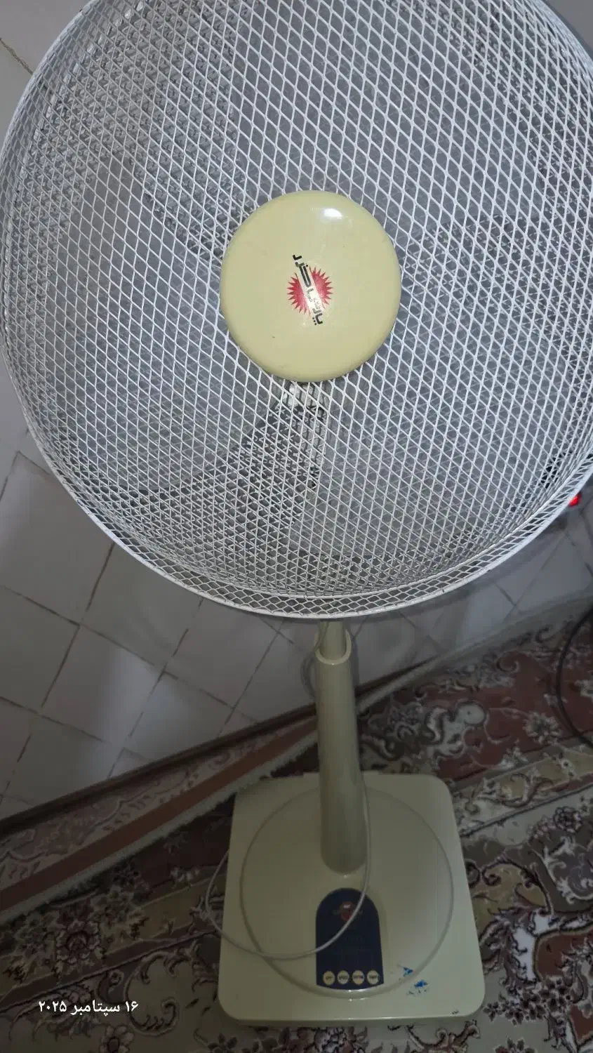 پنکه ایستاده پارس خزر|پنکه و تصفیهکنندهٔ هوا|تبریز, |دیوار