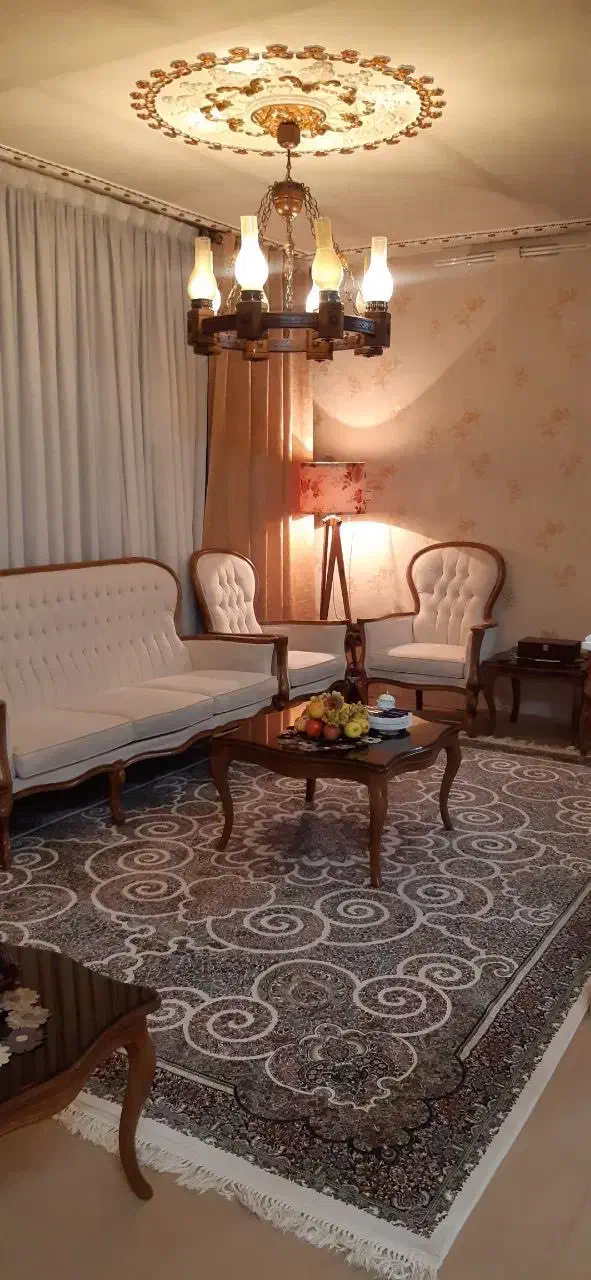 دوعدد فرش ۹ متری ۱۵۰۰ شانه زمرد مشهد|فرش|اراک, |دیوار