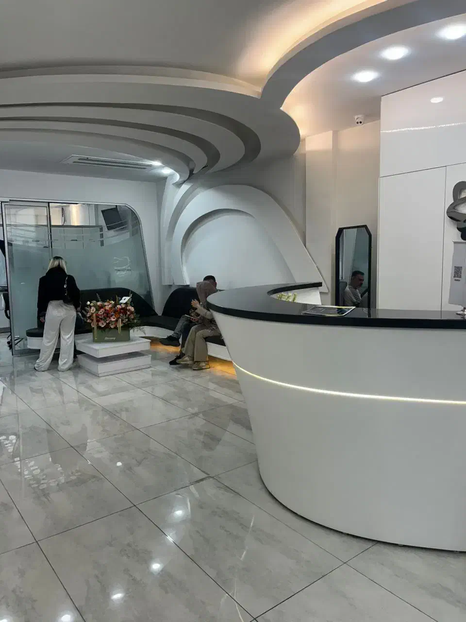 از یونیت تا پرونده /مطب دندانپزشکی آماده برای شما|اجارهٔ دفتر کار، اتاق اداری، مطب|تهران, صادقیه|دیوار