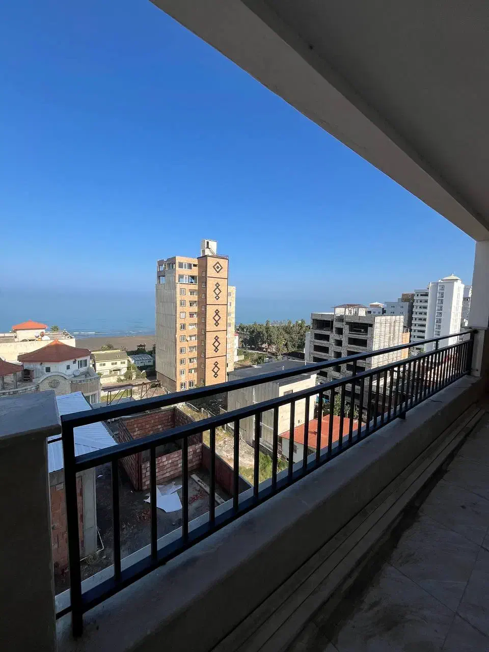 آپارتمان ساحلی ۱۳۵ متر خ آزادی باویودریا سنددار|فروش آپارتمان|محمودآباد, |دیوار