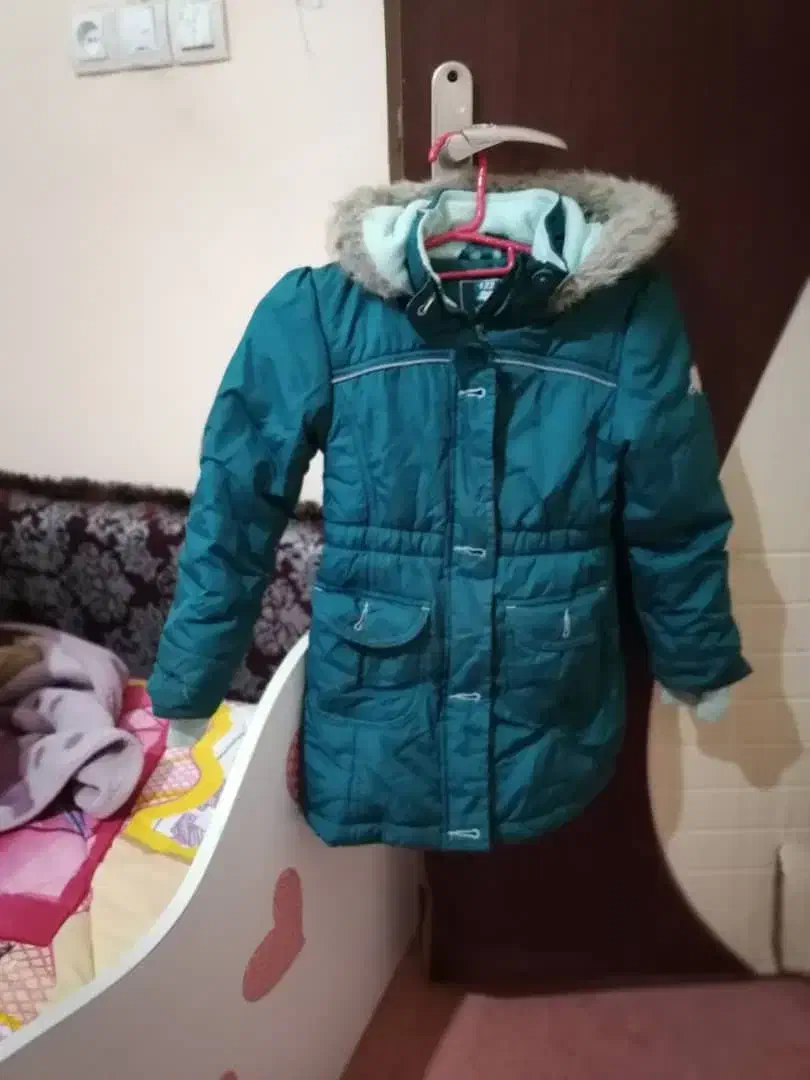 دخترانه مناسب۶تا۸ساله، نو،سالم،بدون لکه و پارگی|لباس|لار, |دیوار