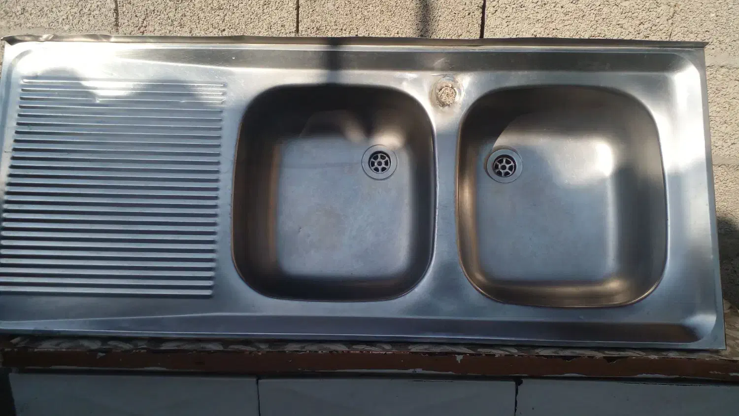 سینک ظرفشویی|آب‌چکان و نظم‌دهنده ظروف|فومن, |دیوار