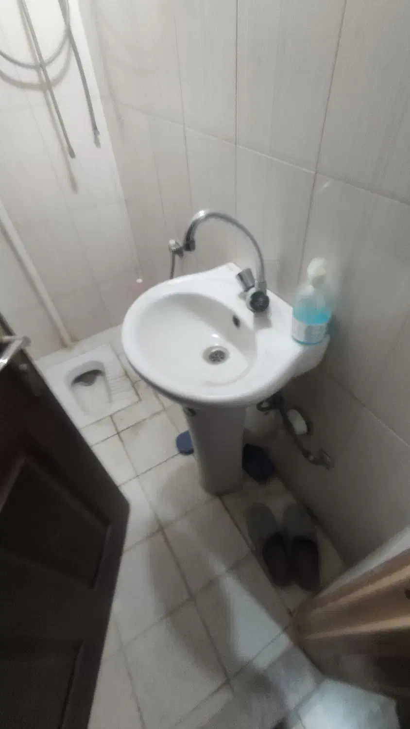 روشویی رو شویی چینی 40 در 47|لوازم سرویس بهداشتی|تبریز, |دیوار