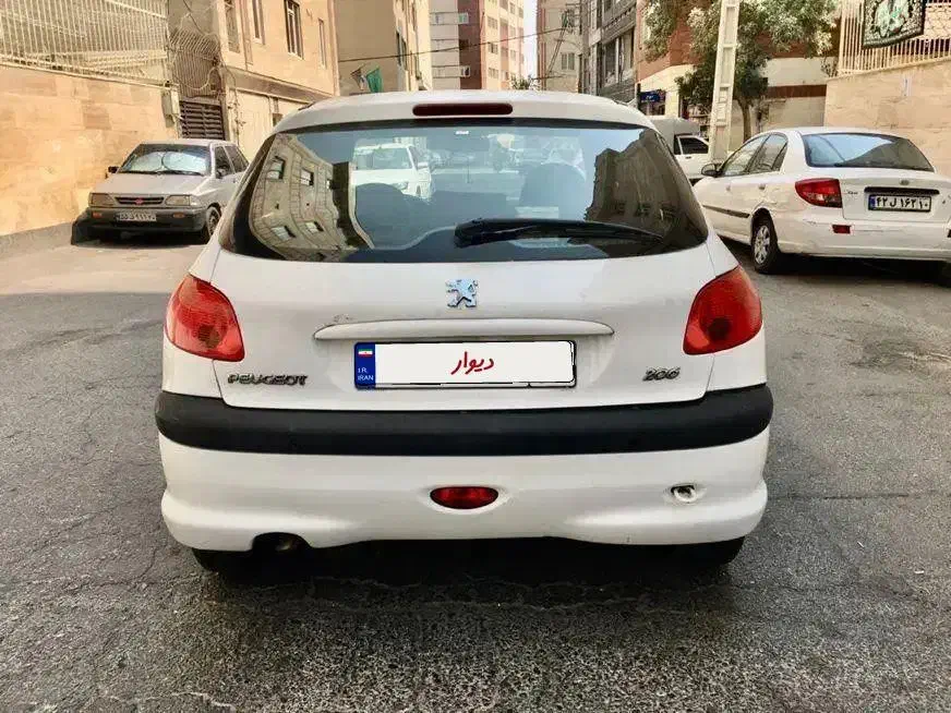 206  تیپ دو|خودرو سواری و وانت|شیراز, قدوسی غربی|دیوار