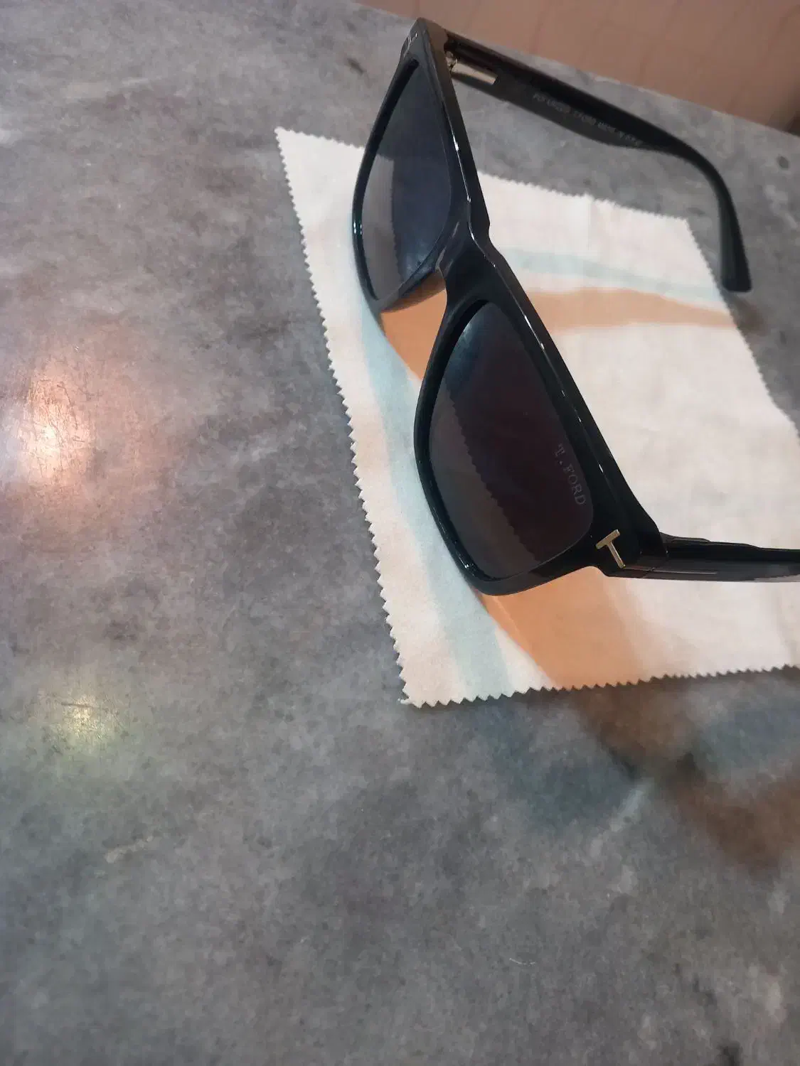 عینک دودی مارک تام فورد اصلی|زیورآلات و اکسسوری|شوشتر, |دیوار