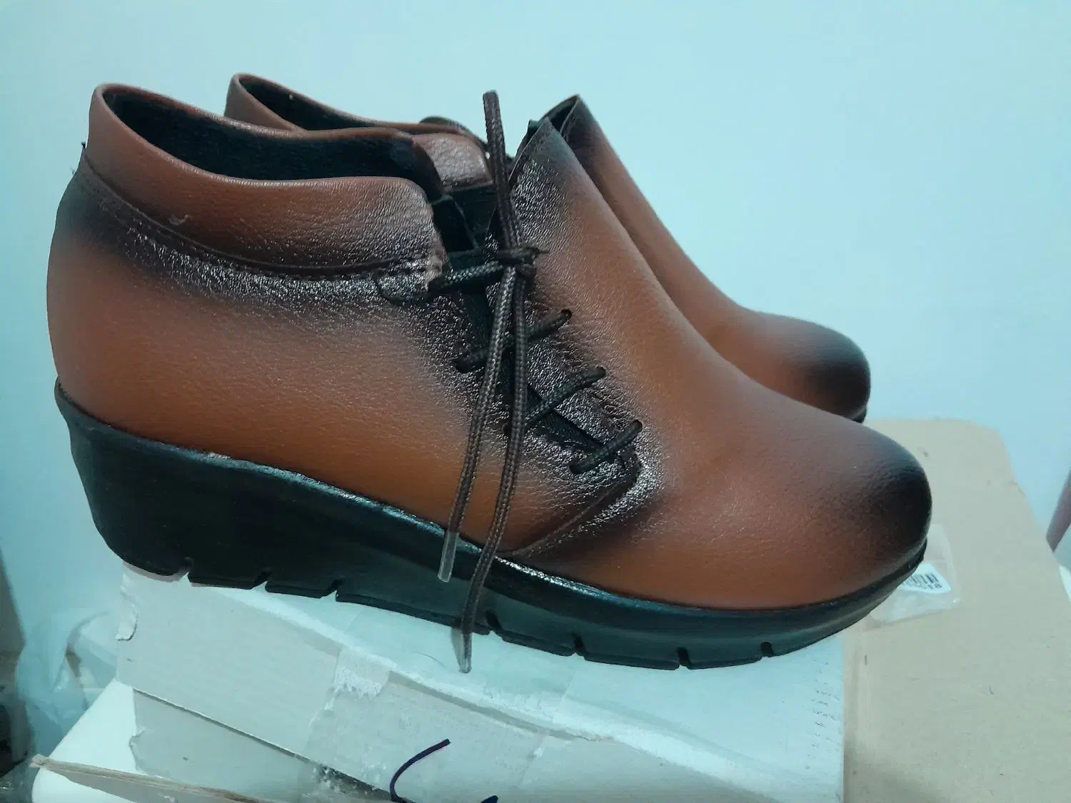 کفش زنانه چرم مصنوعی|کیف، کفش، کمربند|فلاورجان, |دیوار