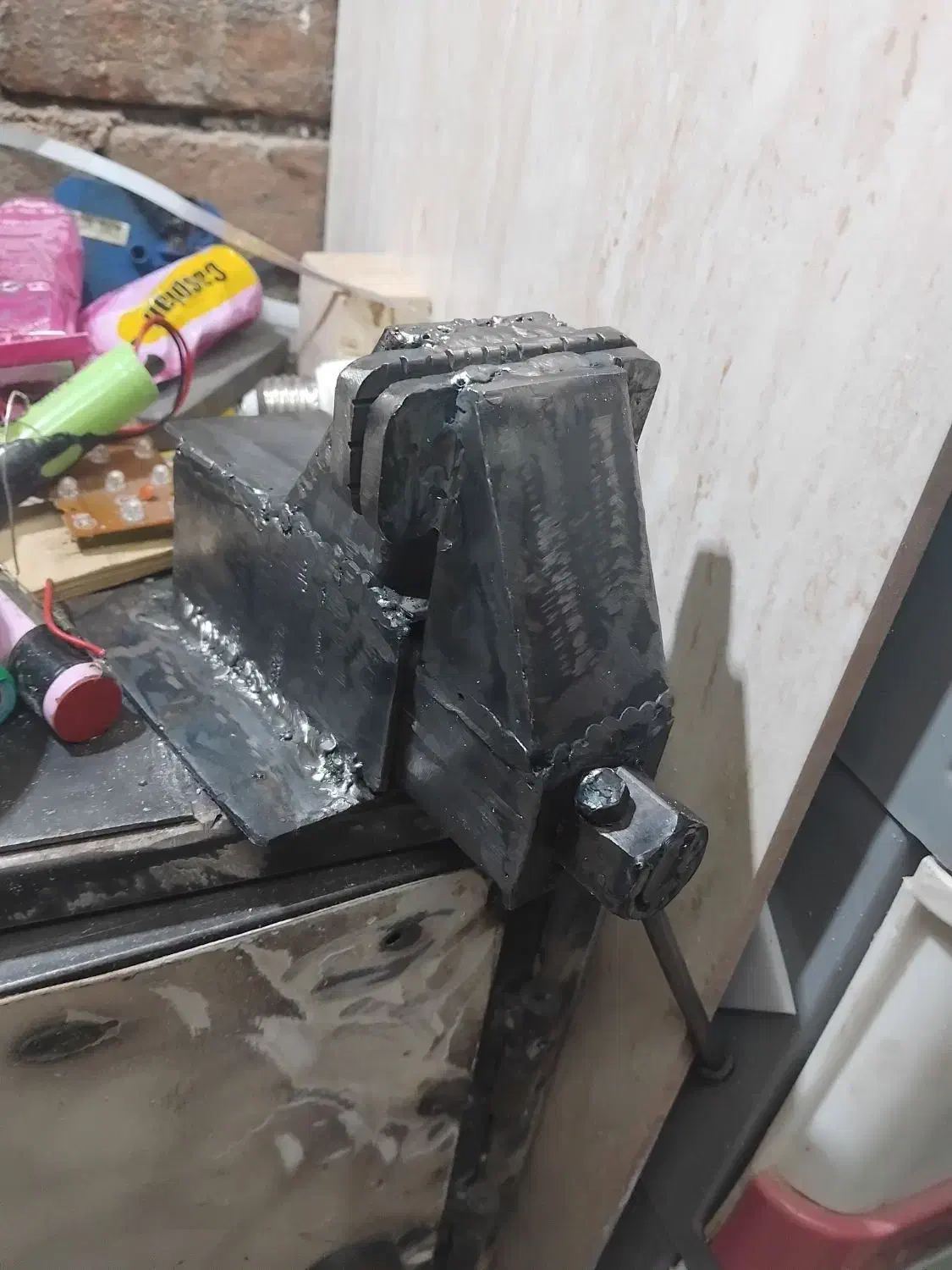 جوشکاری سیار|خدمات پیشه و مهارت|بروجرد, |دیوار