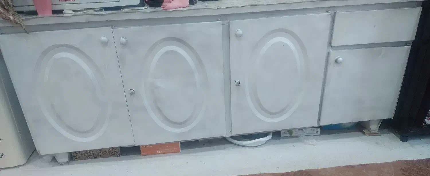 کمد فلزی 4درب محکم بدون زنگ زدگی|جاکفشی، کمد، دراور|برازجان, |دیوار