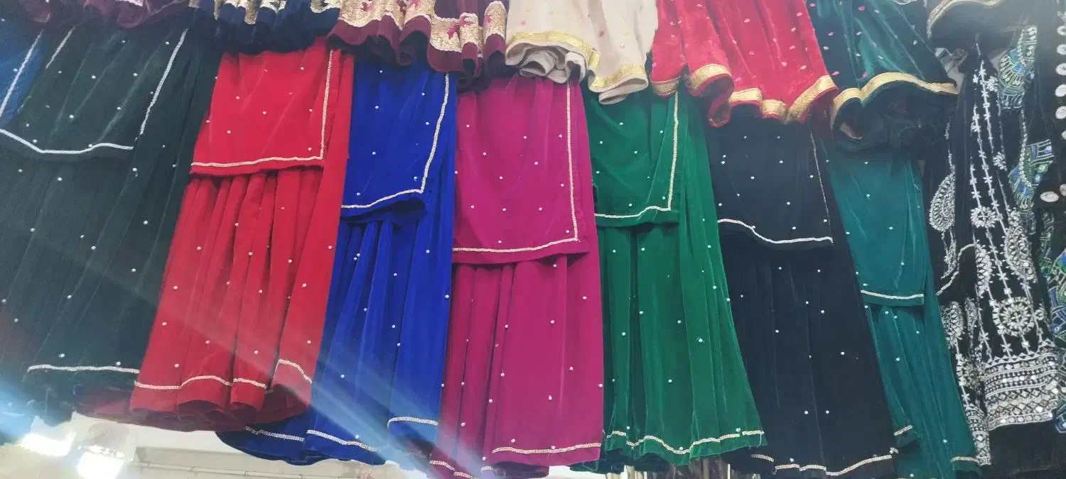 فروش و اجاره انواع لباس های محلی زنانه و دخترانه|لباس|ایذه, |دیوار