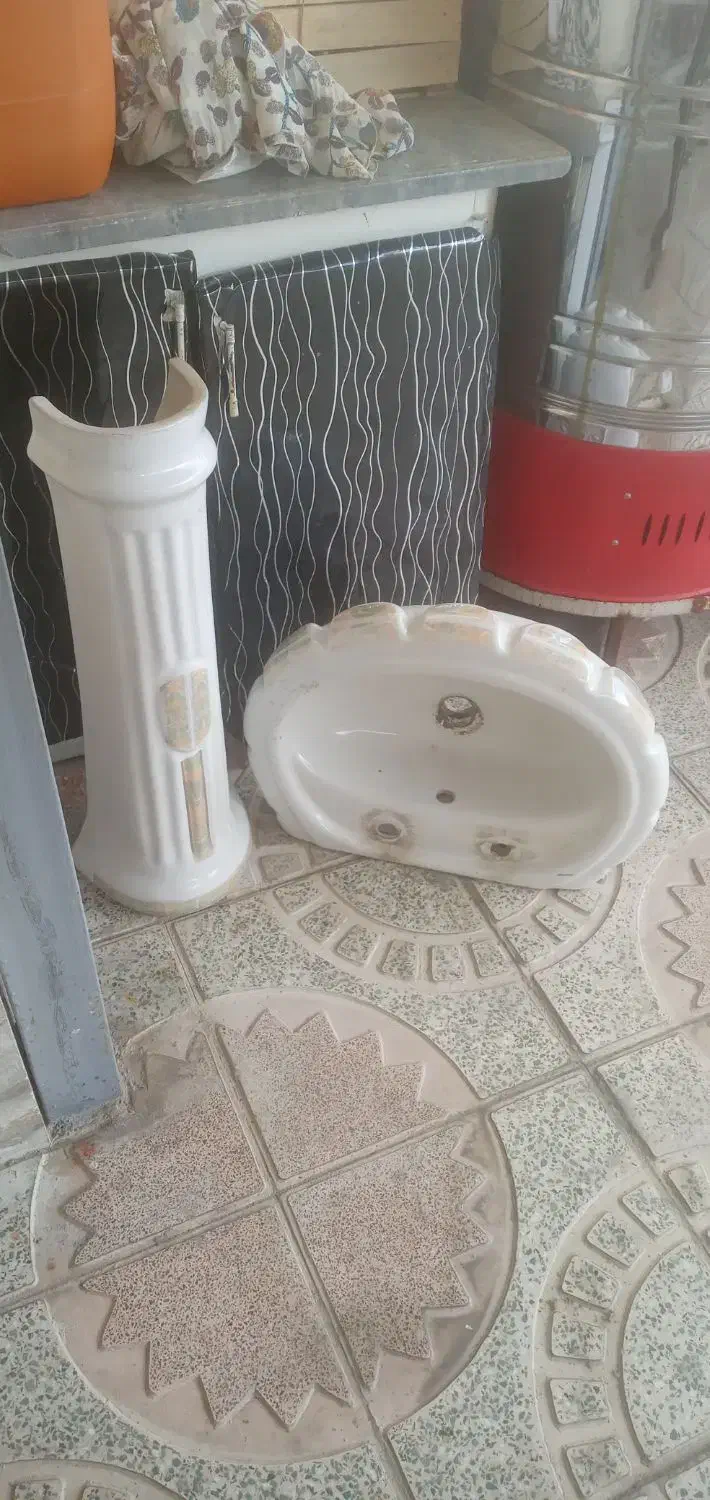 دستو صورت شویی|لوازم سرویس بهداشتی|بروجرد, |دیوار