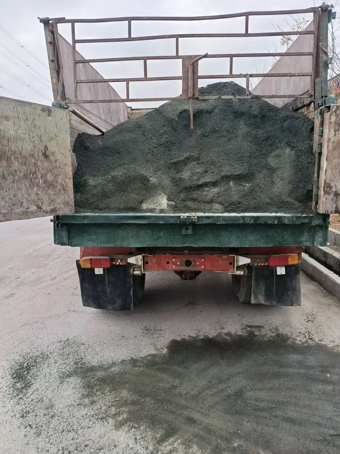 حمل ماسه وپوک و نخاله و...|خدمات حمل و نقل|کرمانشاه, |دیوار