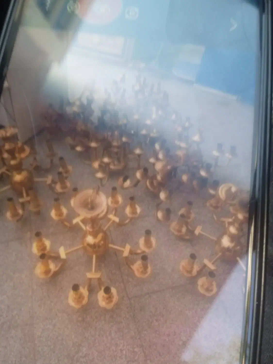 فروش و خریدار لوستر برنجی لوستر شکسته|لوستر و چراغ آویز|تهران, نیروی هوایی (پیروزی)|دیوار