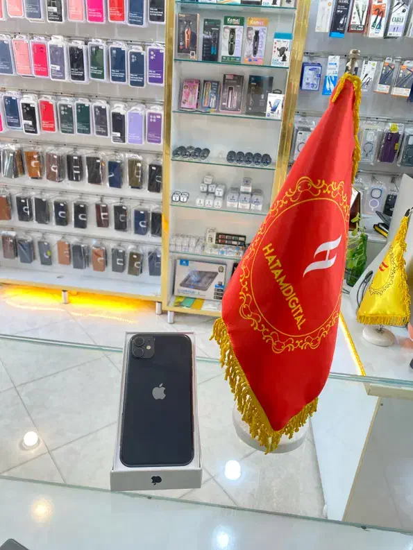 گوشی کارکرده ایفون 11حافظه 128 / باتری 82 / دوسیم|موبایل|یزد, |دیوار