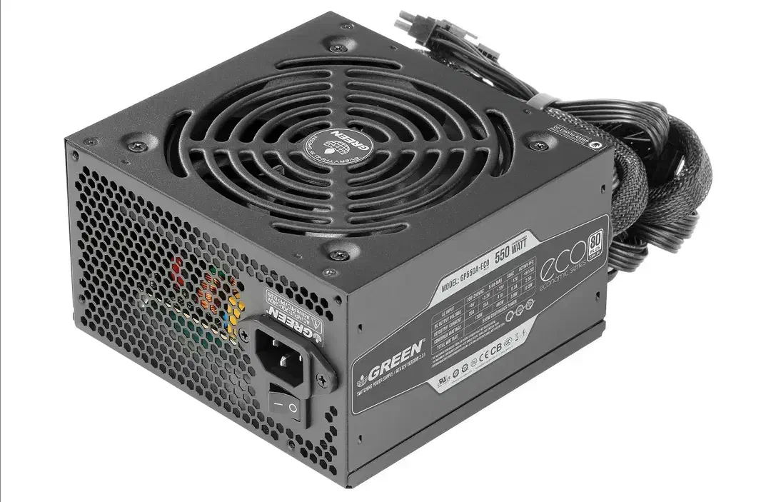 پاور یا منبع تغذیه ۵۵۰ گرین|قطعات و لوازم جانبی رایانه|شیراز, شهرک گلستان شمالی|دیوار