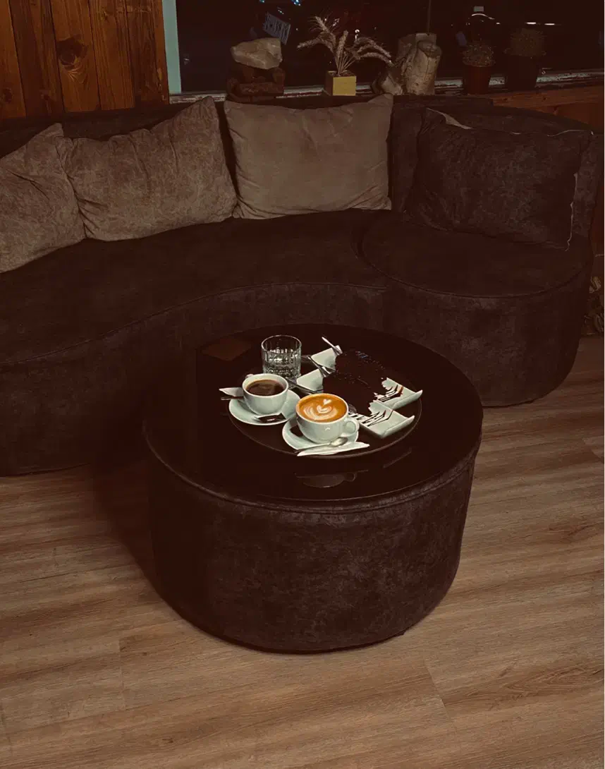 میز و صندلی کافی شاپ|کافیشاپ و رستوران|اهواز, کوروش|دیوار