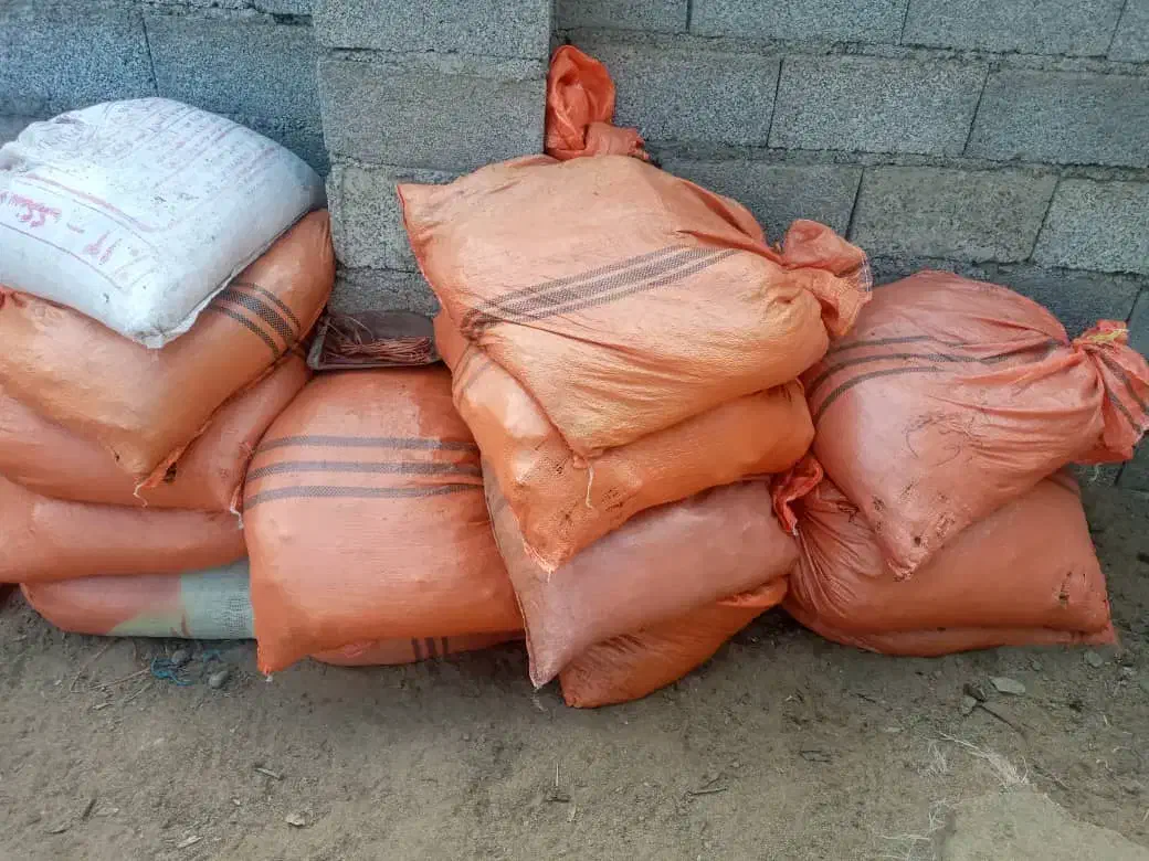 کود حیوانی|گل و گیاه طبیعی|رودسر, |دیوار