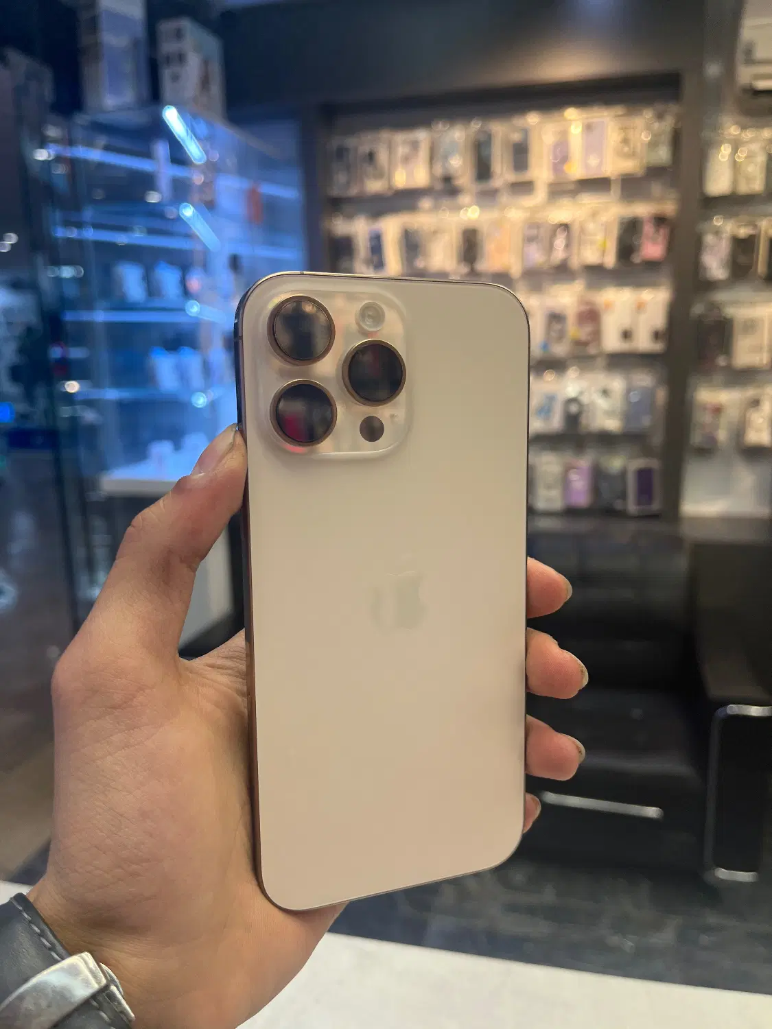 16 pro max|موبایل|شاهین‌شهر, فردوسی|دیوار