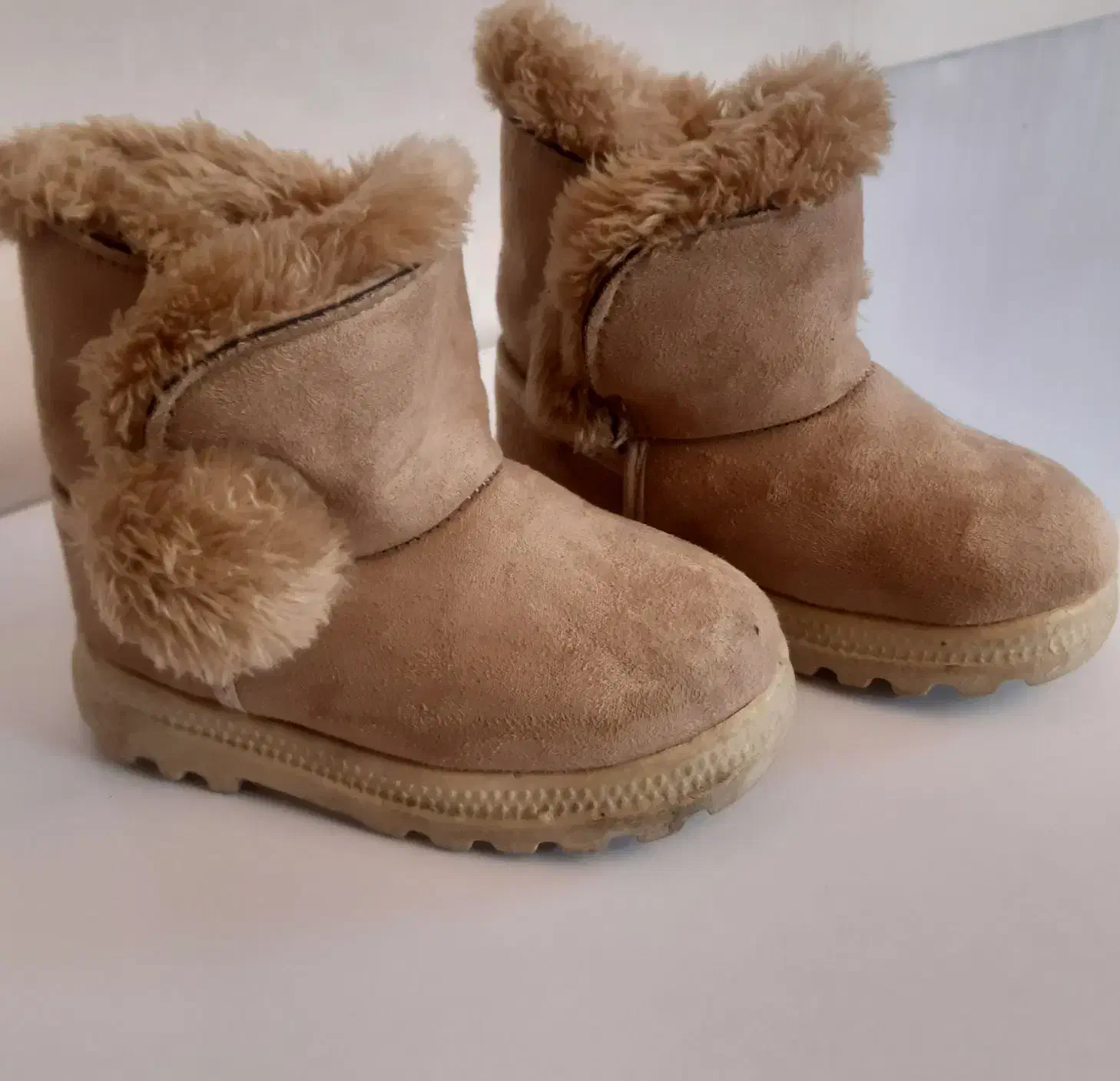 کفش زمستانه شیک|کفش و لباس بچه|سمنان, |دیوار