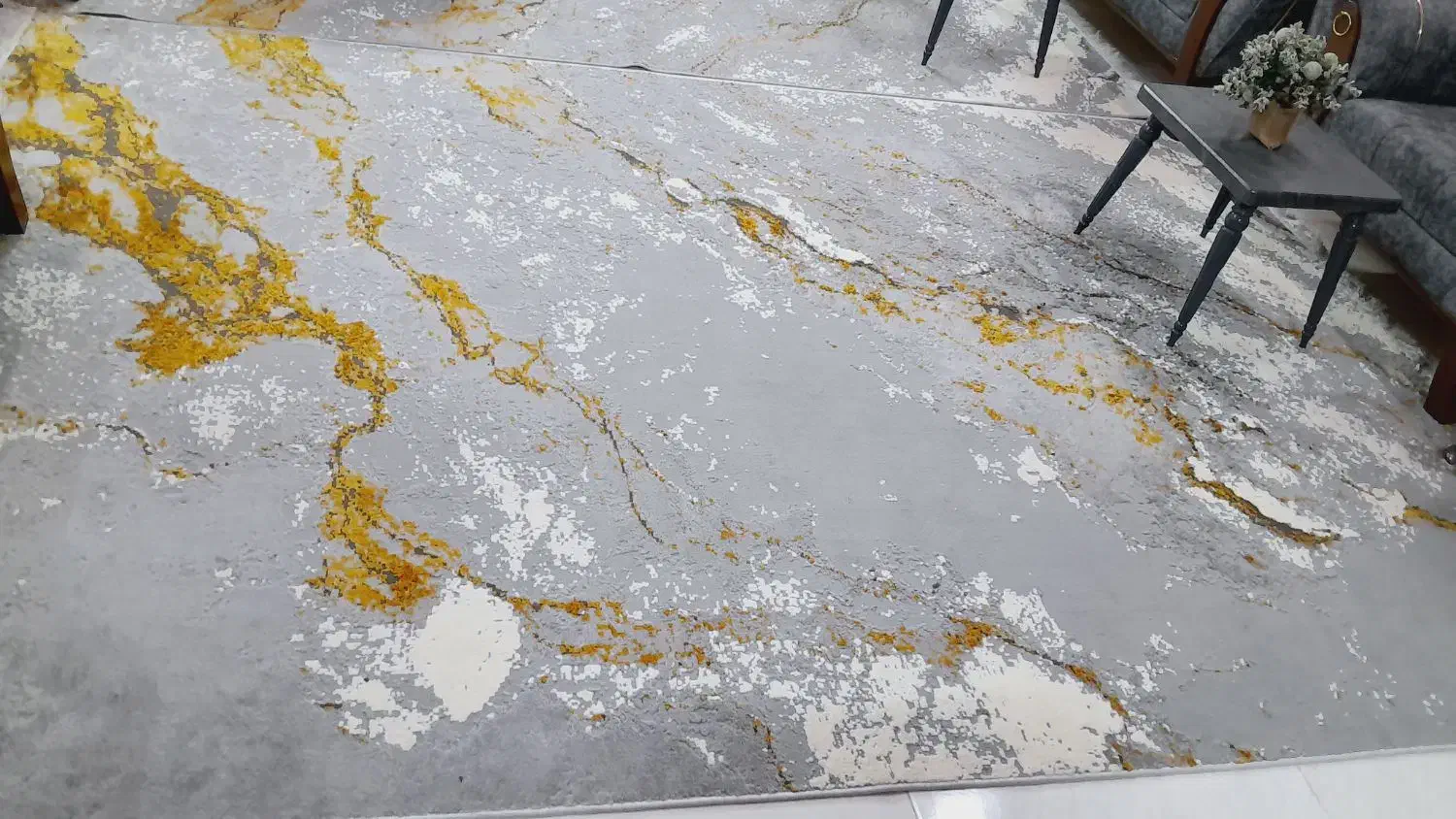 فرش در حد نو|فرش|یزد, |دیوار