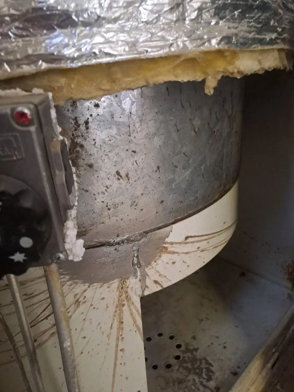 آبگرمکن نیاز به تعمیر|آبگرمکن، پکیج، شوفاژ|مشهد, رده|دیوار