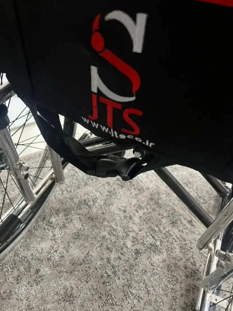 ویلچر جی تی اس|پزشکی|ری, شهادت|دیوار