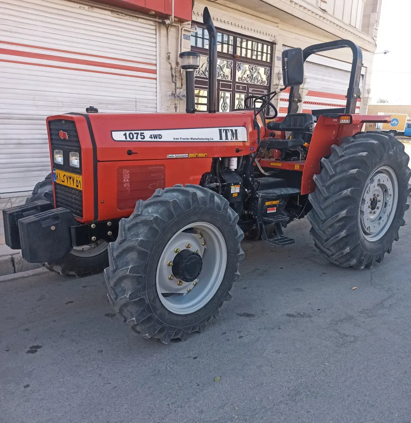 فرگوسنجفتدیفرانسیل1075|خودرو سنگین|قروه, |دیوار