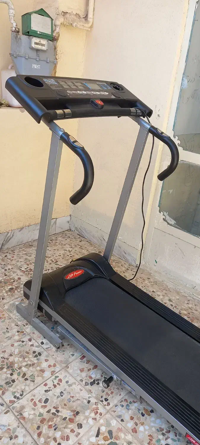 تردمیل لایف پاور تایوانی|تجهیزات ورزشی|شهرکرد, |دیوار