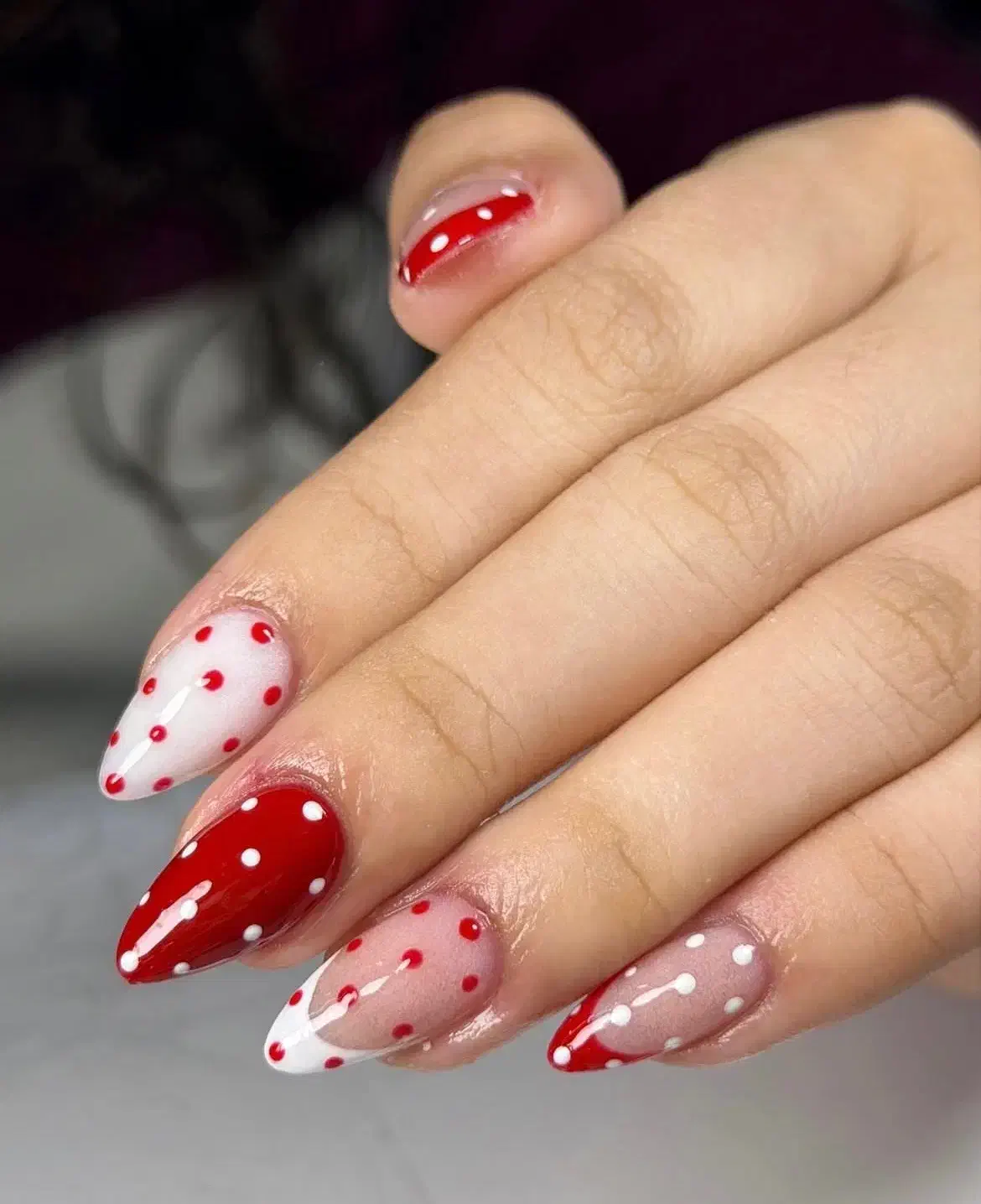 کاشت ناخن یلدایی تخفیف ویژه|خدمات آرایشگری و زیبایی|لاهیجان, انقلاب|دیوار