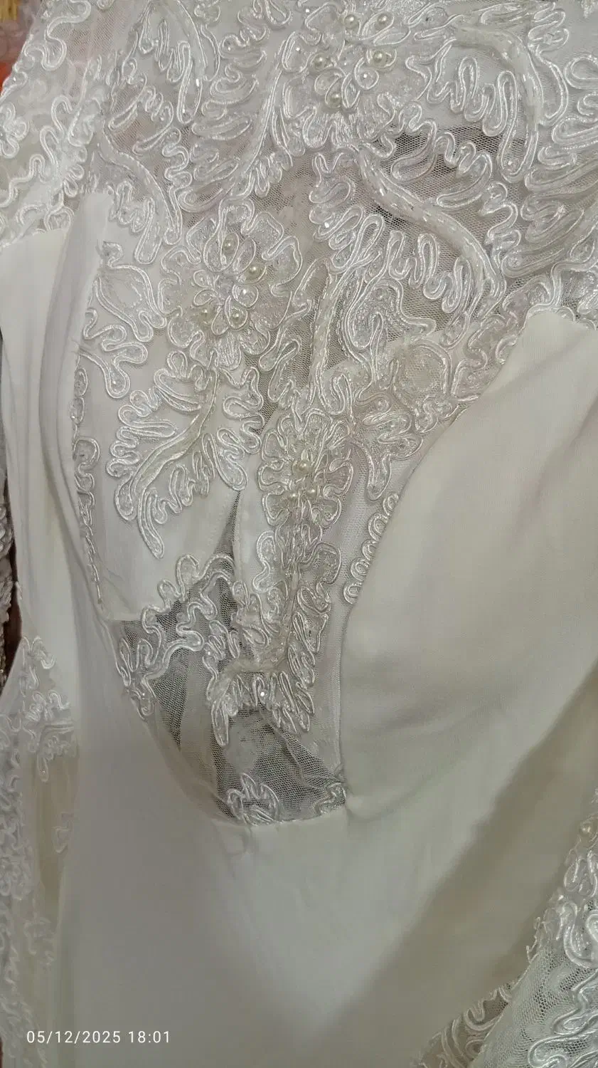 لباس مجلسی|لباس|شازند, |دیوار