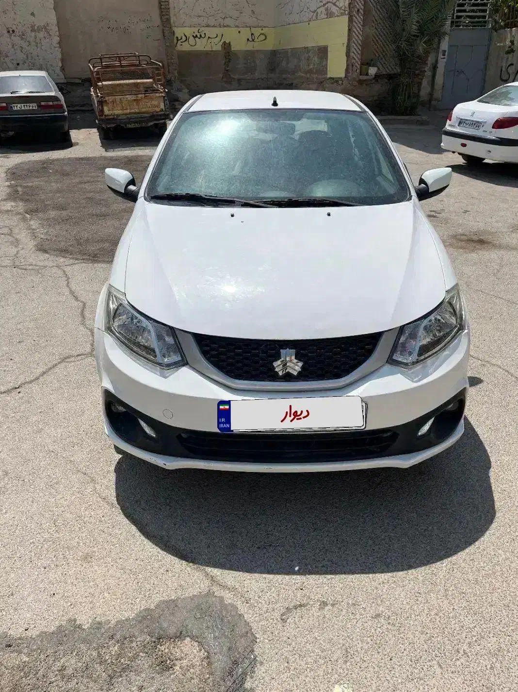 ساینا s|خودرو سواری و وانت|اصفهان, قلعه طبره|دیوار