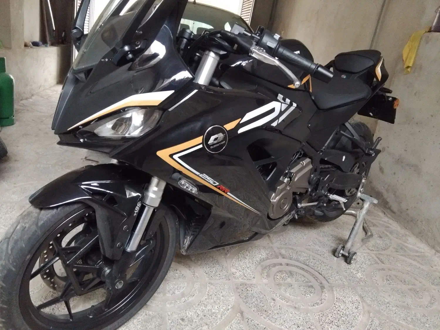 کیوجی ریس|موتورسیکلت|کرج, حصارک بالا|دیوار