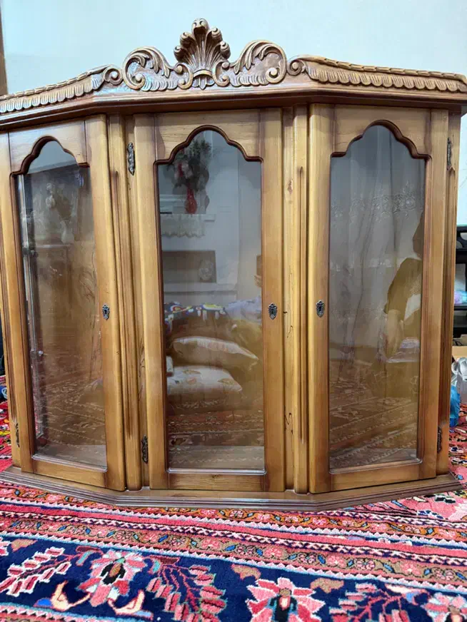 بوفه چوب گردو|بوفه، ویترین، کنسول|گلپایگان, |دیوار