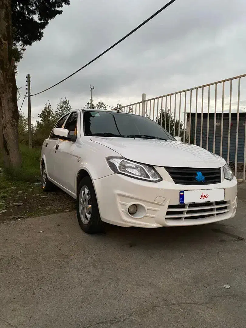 ساینا تمیز کم کارکرد فروش فوری|خودرو سواری و وانت|رشت, شهریاران|دیوار