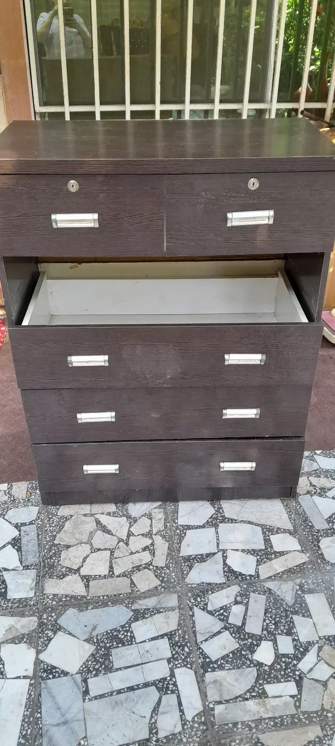 میزتلویزیون  و یک عدد دراور|میز تلویزیون|آمل, |دیوار