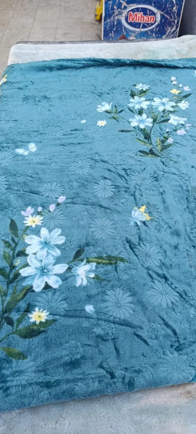 پتو مسافرتی|رختخواب، بالش، پتو|بندر گناوه, |دیوار