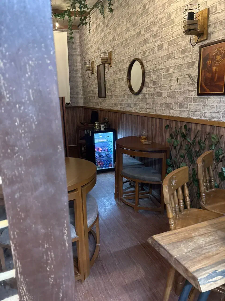 میز صندلی و کافی بار و تخته سیاه و لوازم کافه|کافی‌شاپ و رستوران|تهران, شهرک امید|دیوار