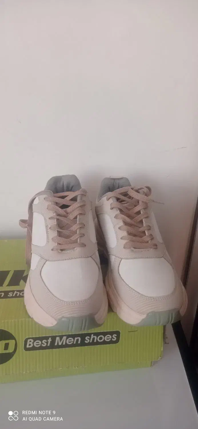 کتانی|کیف، کفش، کمربند|اردبیل, |دیوار