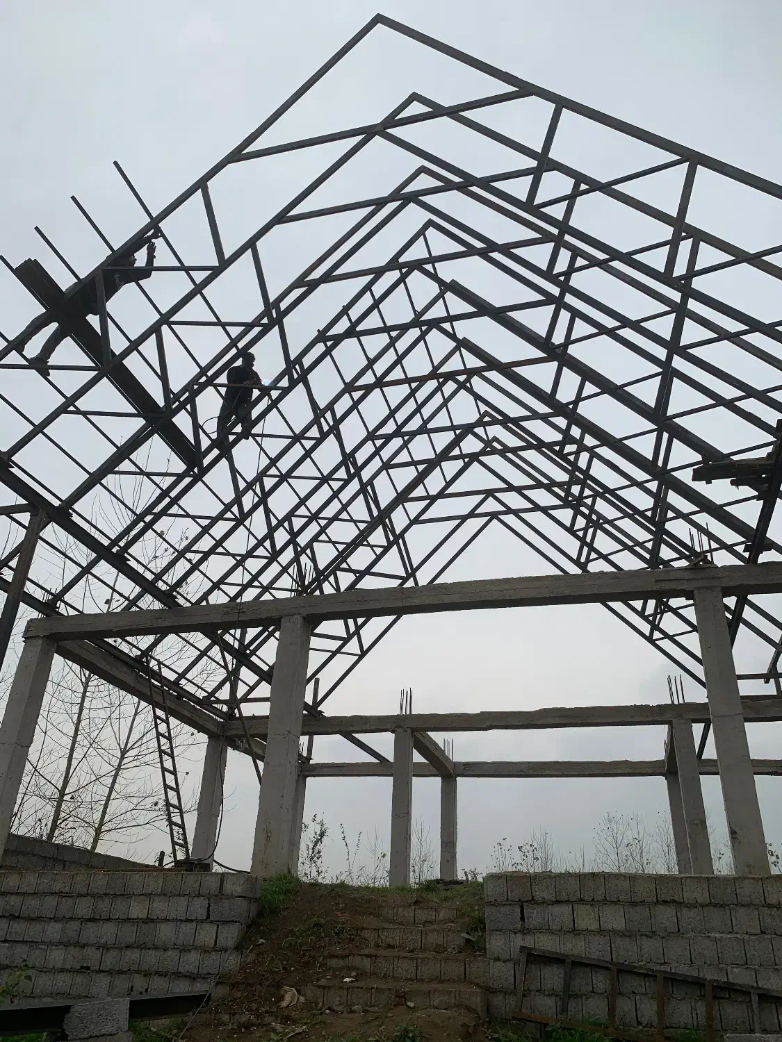 طراحی و اجرا انواع سازه های کلبه سوئیسی|خدمات پیشه و مهارت|لاهیجان, شیشه گران|دیوار