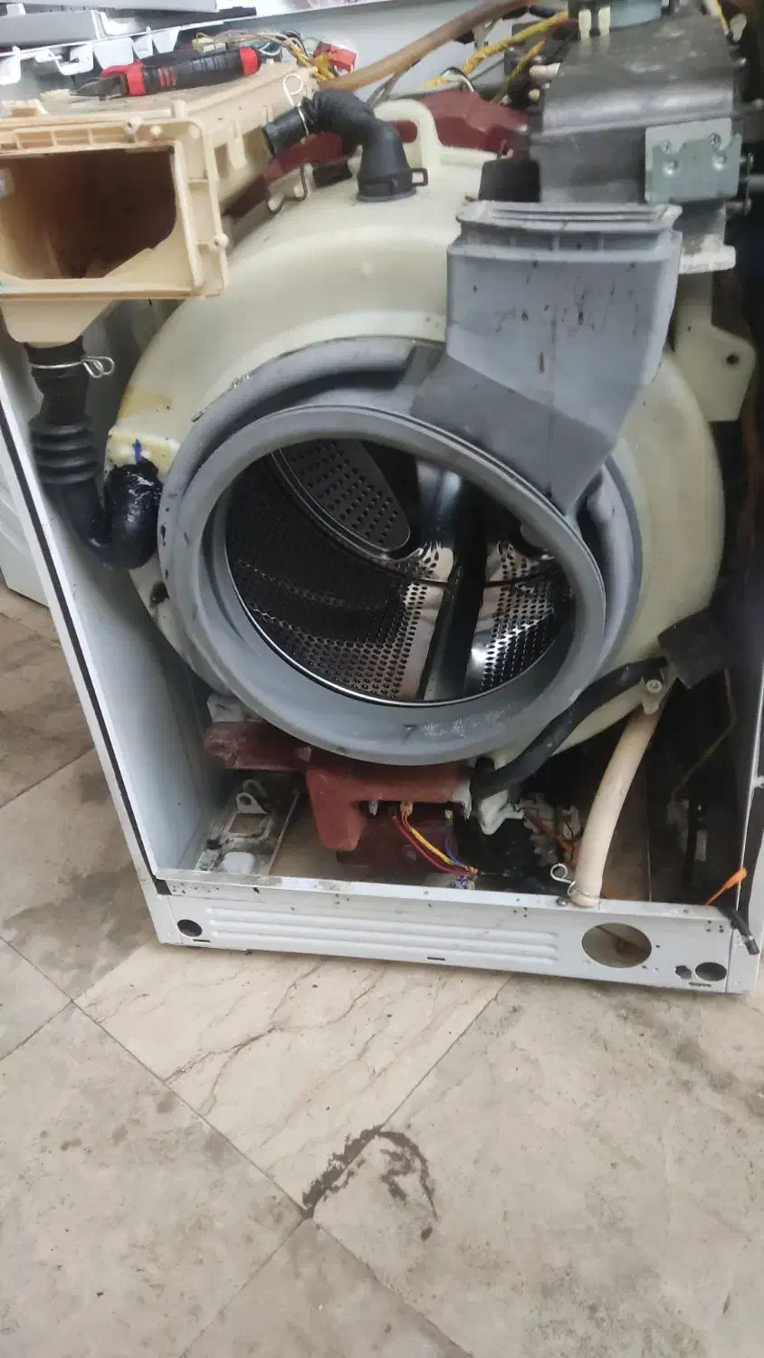 تعمیر لباسشویی و جارو برقی و سایر لواز برقی منزل|خدمات پیشه و مهارت|قائم‌شهر, |دیوار