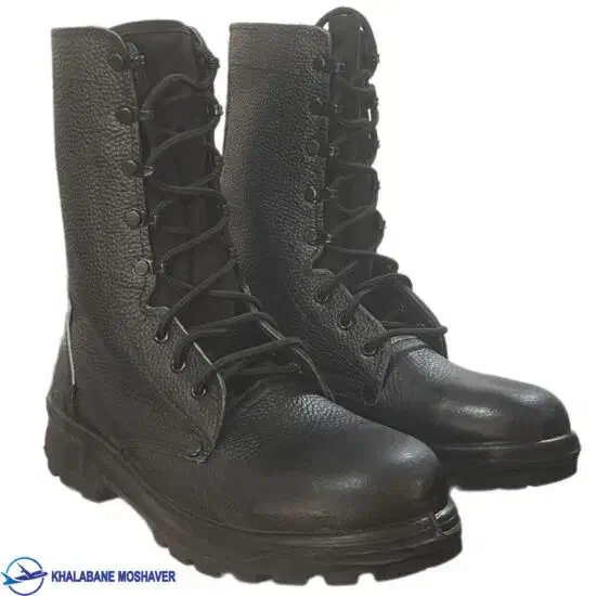 پوتین سربازی|کیف، کفش، کمربند|نیشابور, خط کاشمر|دیوار