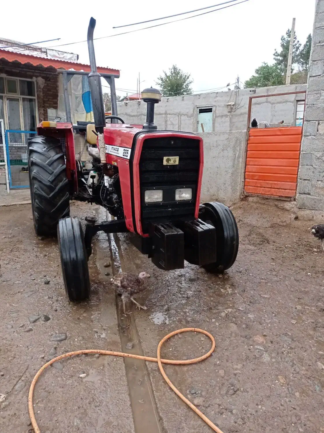 تراکتور ۲۸۵ مدل ۹۰|ماشینآلات صنعتی|اهر, |دیوار