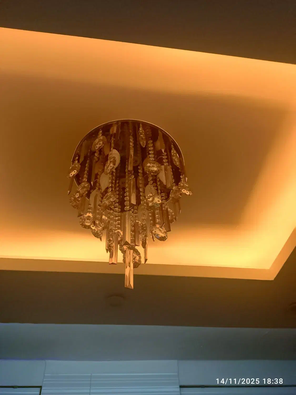 لوستر پذیرایی و آشپزخانه|لوستر و چراغ آویز|کرمانشاه, |دیوار