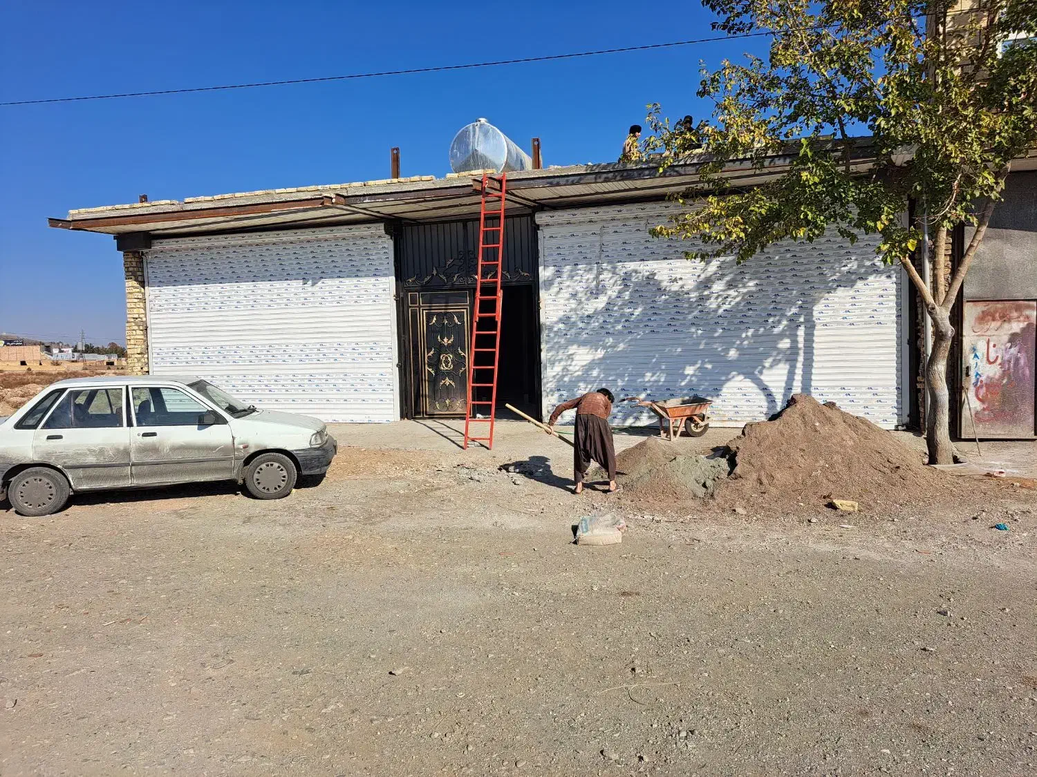 رهن مغازه در فیانی|اجارهٔ مغازه و غرفه|طرقبه, |دیوار