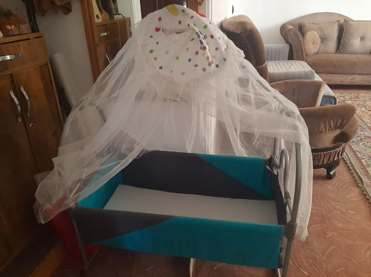 گهواره صحیح و سالم  در حد نو|اسباب و اثاث بچه|ساری, |دیوار