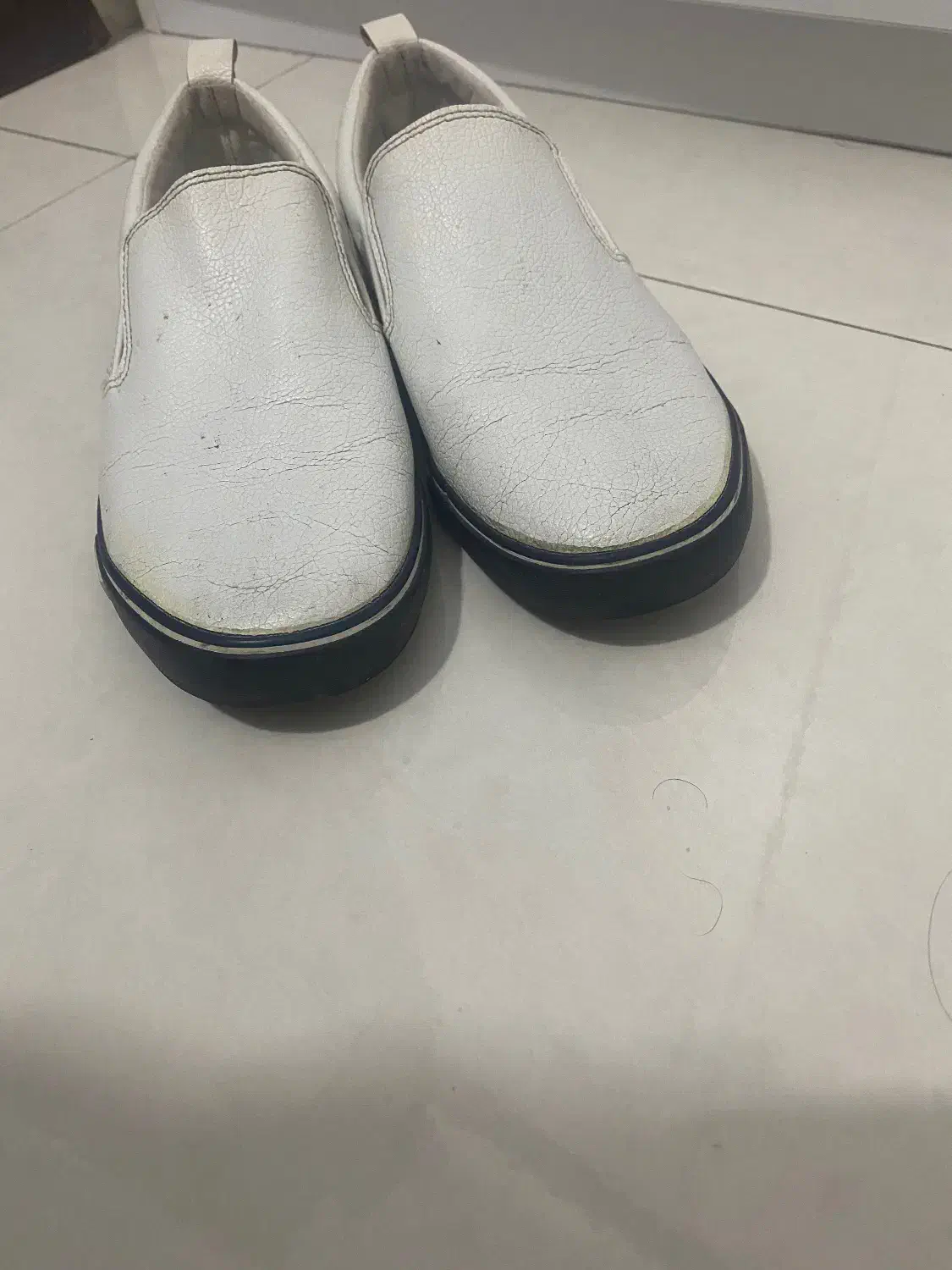 کالج سایز ۴۰ در دو رنگ سفید مشکی (سیدخندان)|کیف، کفش، کمربند|تهران, دبستان|دیوار